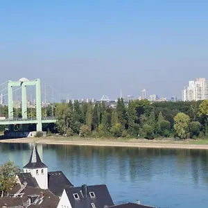 Aparthotel Rheinblick, Keulen